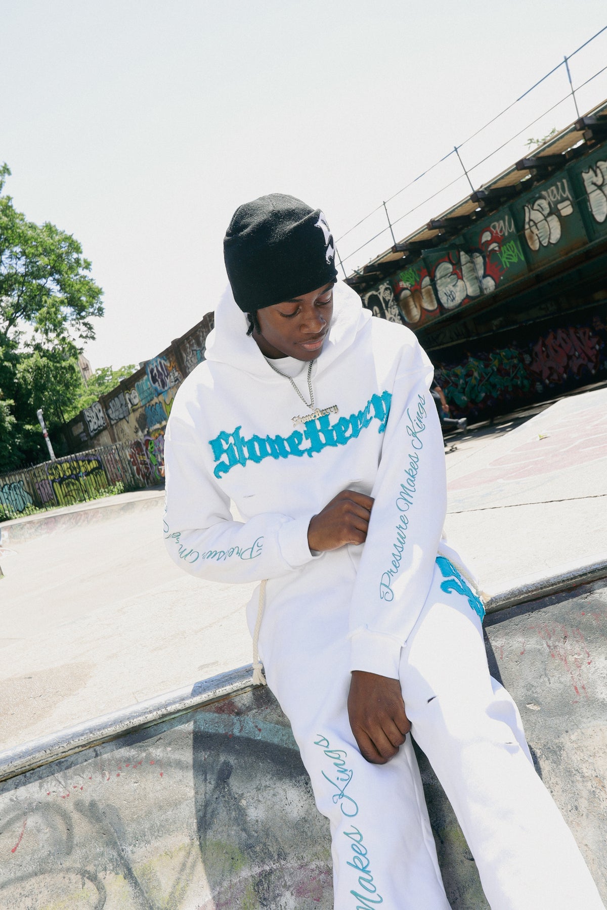 SB "Drill King" WHITE BOTTOMS